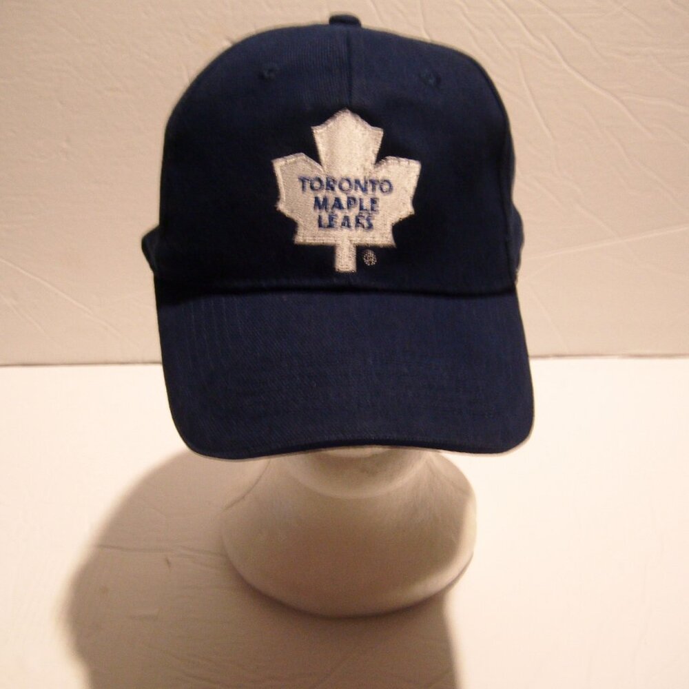 Toronto Maple Leafs Baseball Cap New With Lights